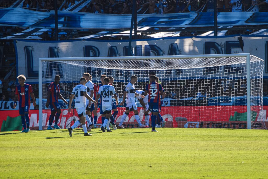 Gimnasia visita a San Lorenzo por la fecha 2 del Torneo Clausura