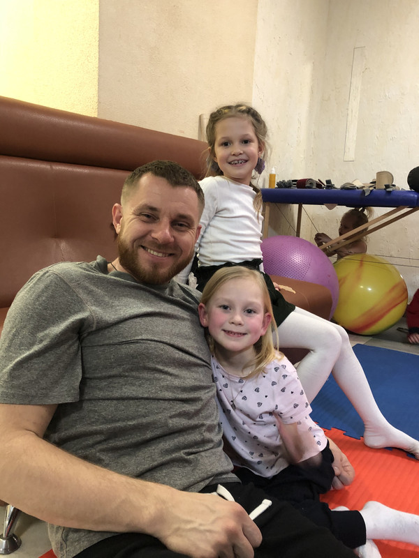 6B554DEC-B73D-4525-914B-47D7C50647B1