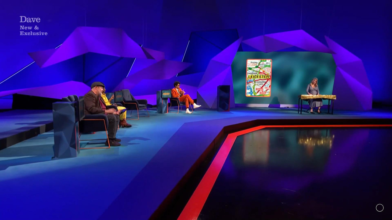 11.09 - 22.00.00 - Question Team. Making up Richard Ayoade's self-qui....ts_snapshot_17.24_[2021.11.
