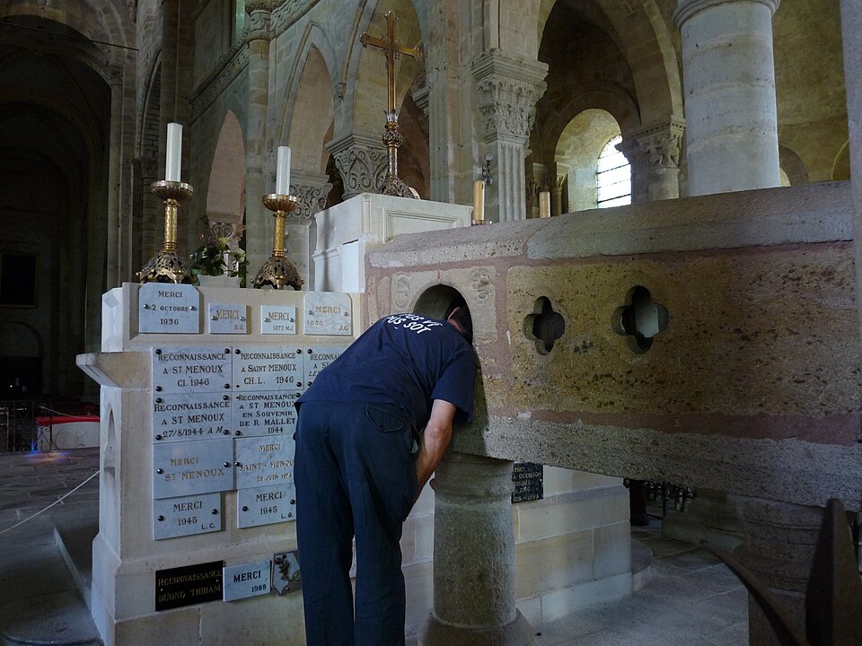 Saint Menoux debredinoire