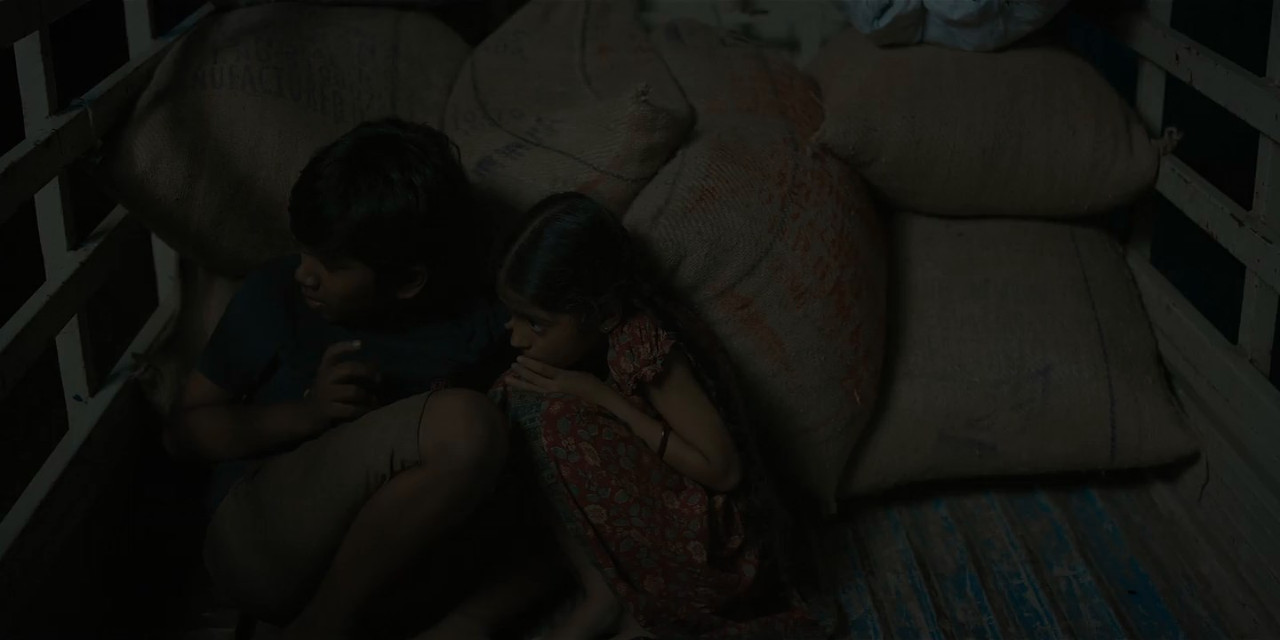 Parachute (2024) Season 1 [Hindi + Tamil + Telugu + Malayalam + Kannada] WebRip 480p, 720p ESub - Complete Screenshot