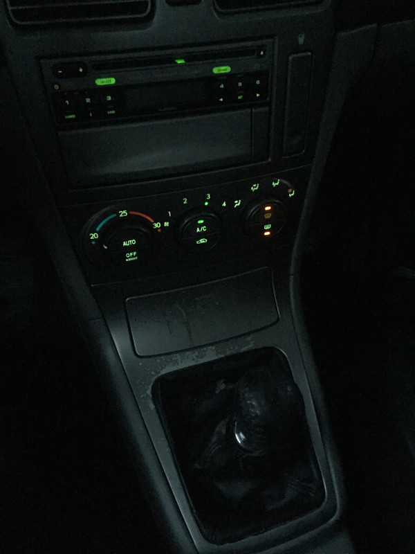 90221AC4-36B0-4318-9118-336792E3E766