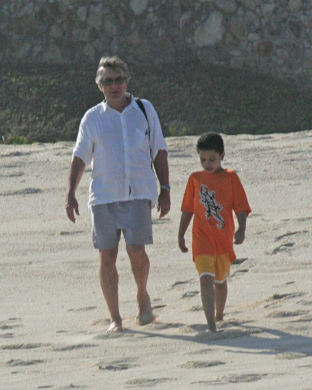 snello corpo sulla spiaggia
