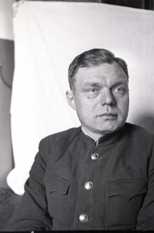 Хрулев В.Н. - кап.3 р. командир ПЛ М-105, 1943г. Н.Ф. Веринчук