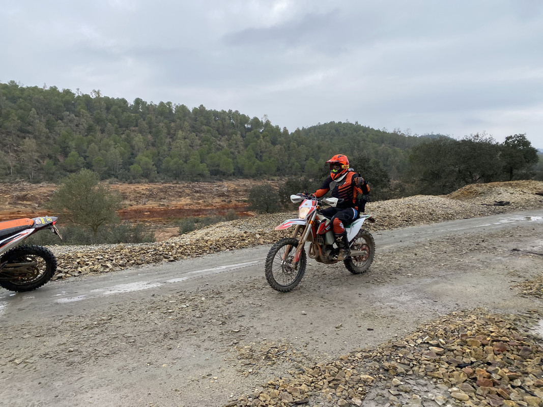 9BA9219C-6D5C-439A-A35E-8CC50F82D354