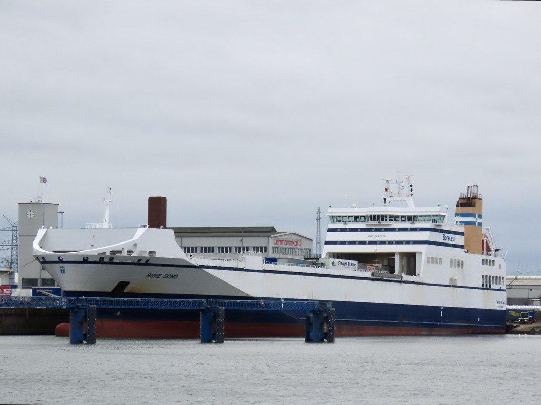 08656E5D-9CA3-4F6F-9955-57912B8CBC27