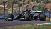 [Imagen: Lewis-Hamilton-Mercedes-Formel-1-GP-Tuer...839436.jpg]