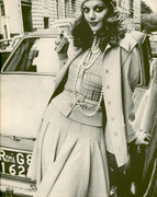 tina-aumont-a37