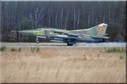 19-Gv-APIB-Mig-23UB-94-Yellow-(3)a