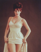 raquel-welch-f43