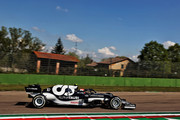 [Imagen: f1-gp-imola-venerdi-prove-libere-1.jpg]