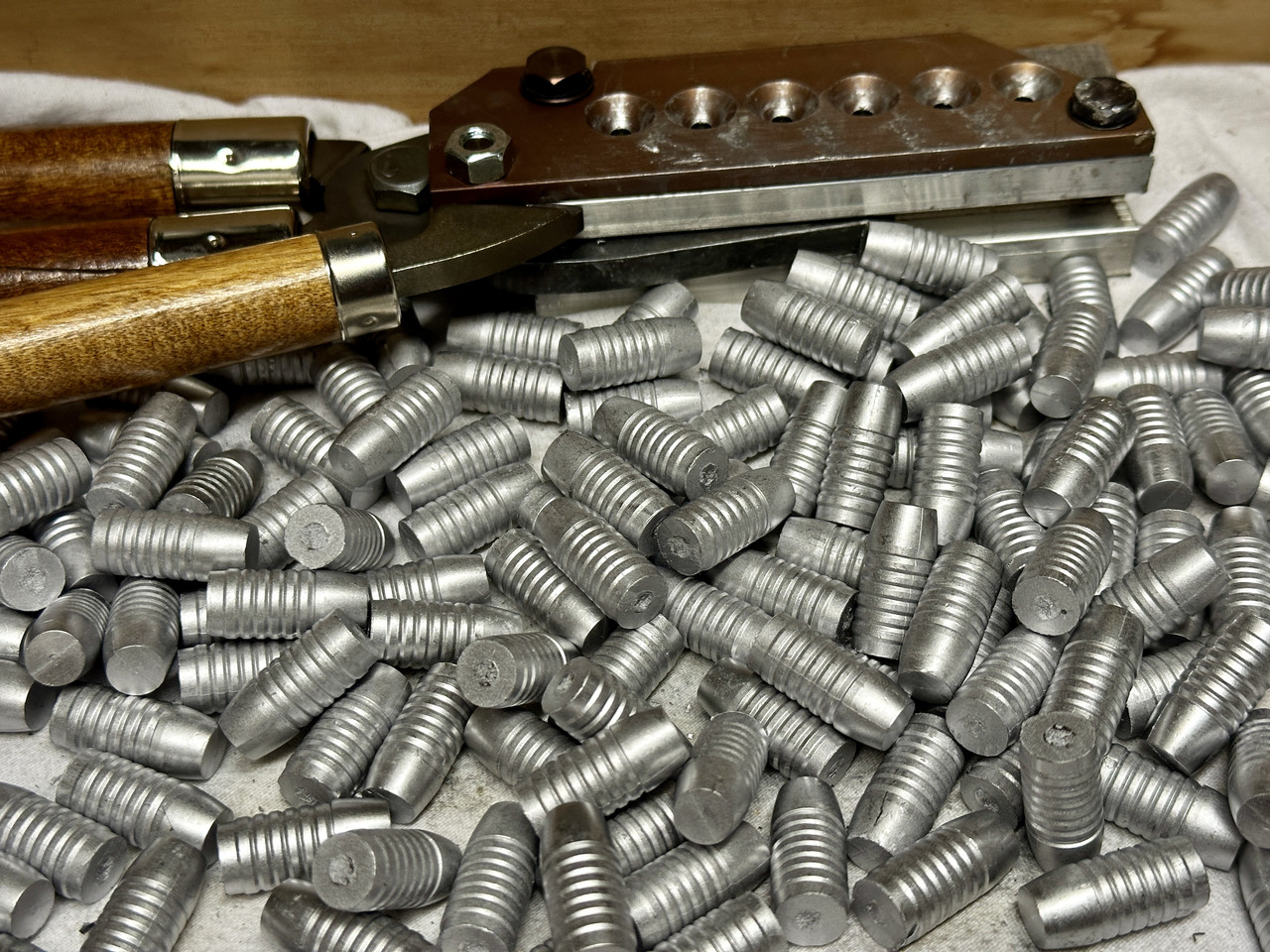 Ranch Dog TLC432-350-RF