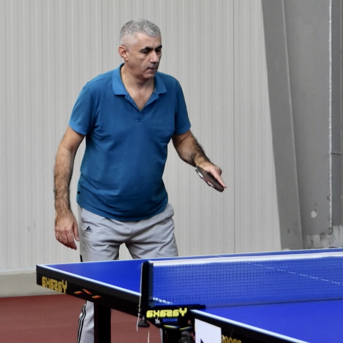 98FEFDAF-43E5-41BF-A42E-A0197E5E2FC8