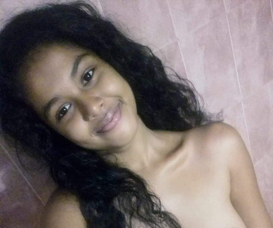 Tamil Girl Fingering in bathroom and rubbing her boob exclusive