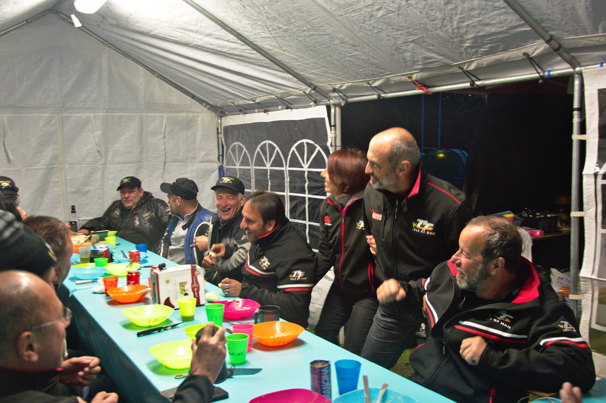 Vmax Tour 2019 au TT à l'île de Man R-DSC9690