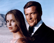 roger-moore-b19