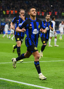 GH2-x-T6-WEAA1wj-Q.jpg