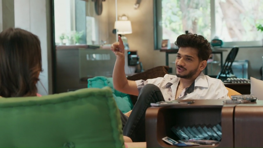 Follow Kar Lo Yaar (2024) Season 1 [Hindi] WebRip 480p, 720p ESub - Complete Screenshot