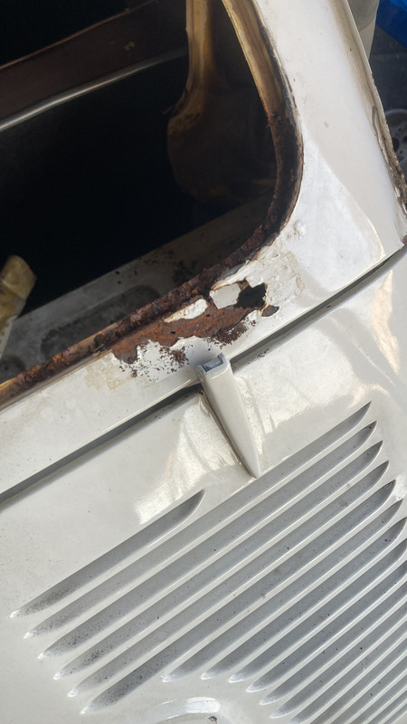 08F86C03 F8D5 4B1C A816 E94D80B71F2D