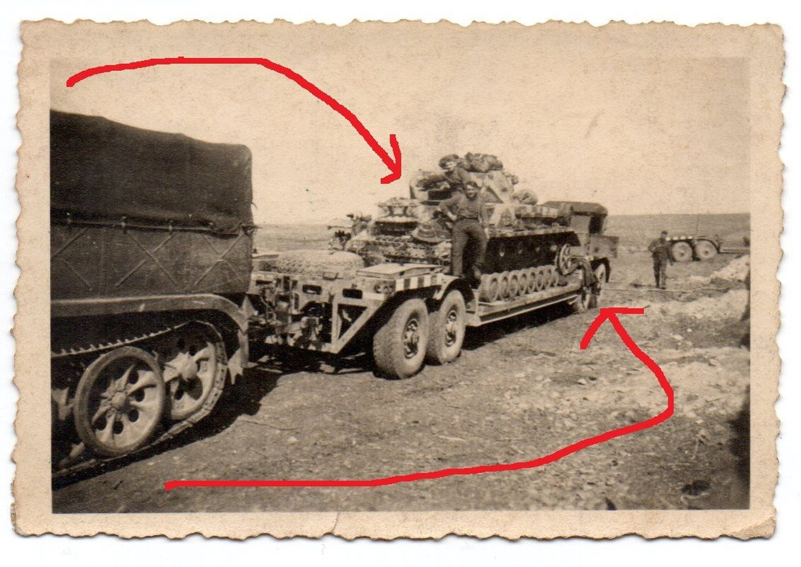 Halbkette Transport von Panzer IV Anhänger Russl