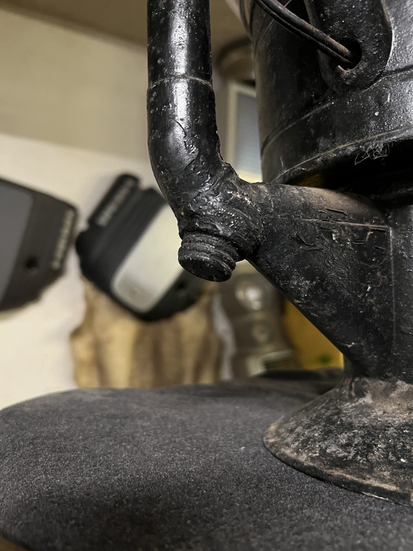 3C4C256E-7C89-49D2-97FC-FBB6A6B80850