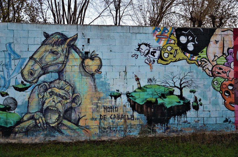 PARQUE EL CAPRICHO-2013-2022-MADRID - Paseando por España-1991/2016 (100)