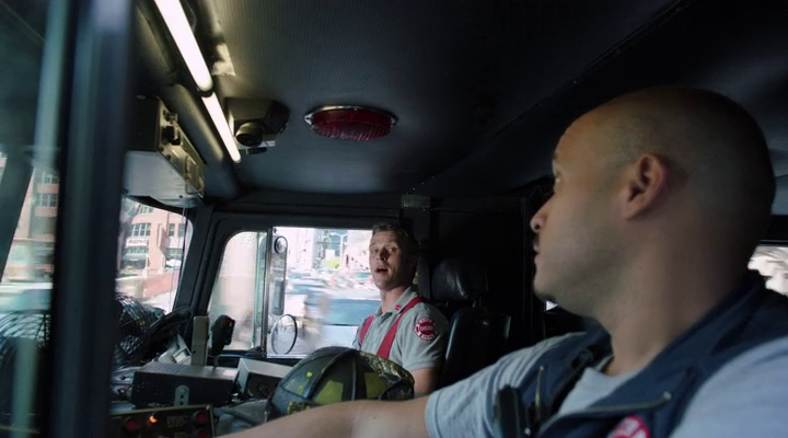 Chicago.Fire.S02E01.BDRip.x264-ION10-002