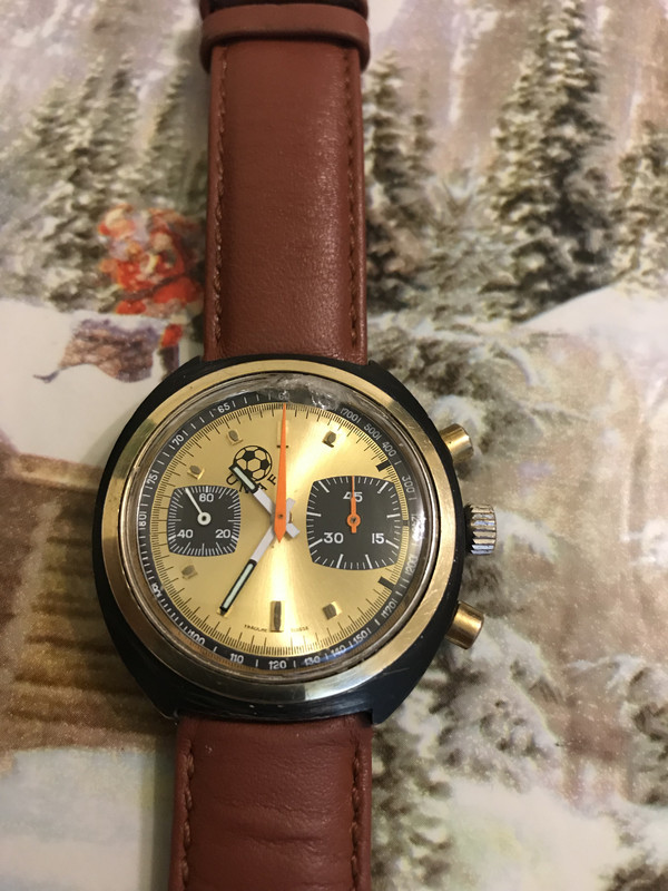 324DA4AC-9518-4C00-9774-C5189F0E6FD6