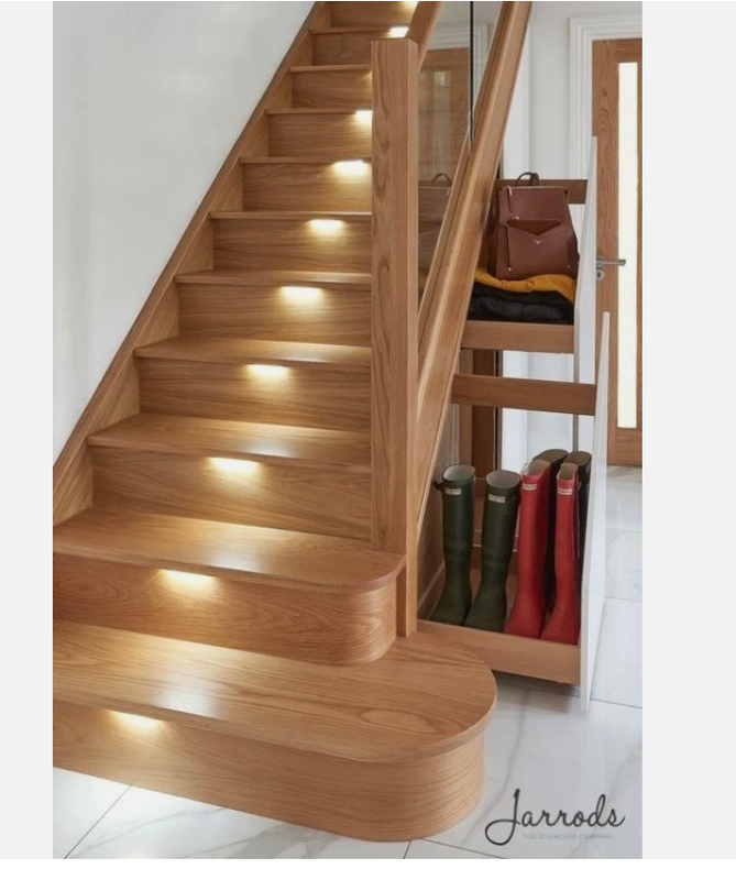 Oak Bullnose Profile Close Up