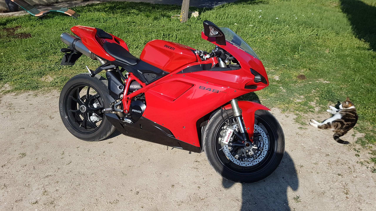 B96E68D9-83A0-413B-82E3-ED23D17AAF71