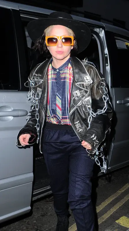 12-5-13-Arriving-an-Office-001.webp
