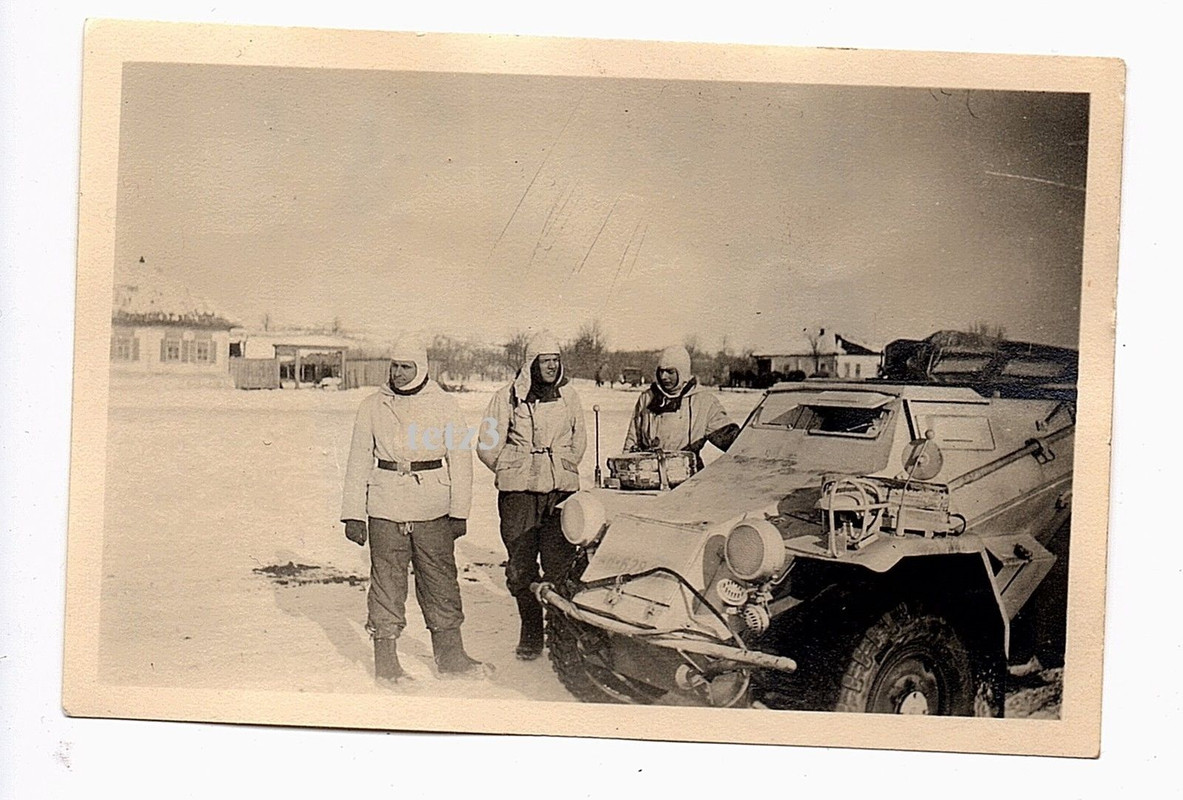 Russland Stary Oskol Soldat Winter Uniform Tarn SDkfz Panzerspäh