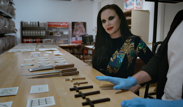 EL DOCUMENTAL “WARHOL VIJANDE, MÁS QUE PISTOLAS, CUCHILLOS Y CRUCES” SE ESTRENARÁ EN CINES EL 31 DE OCTUBRE