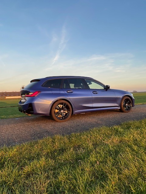 330e.jpg