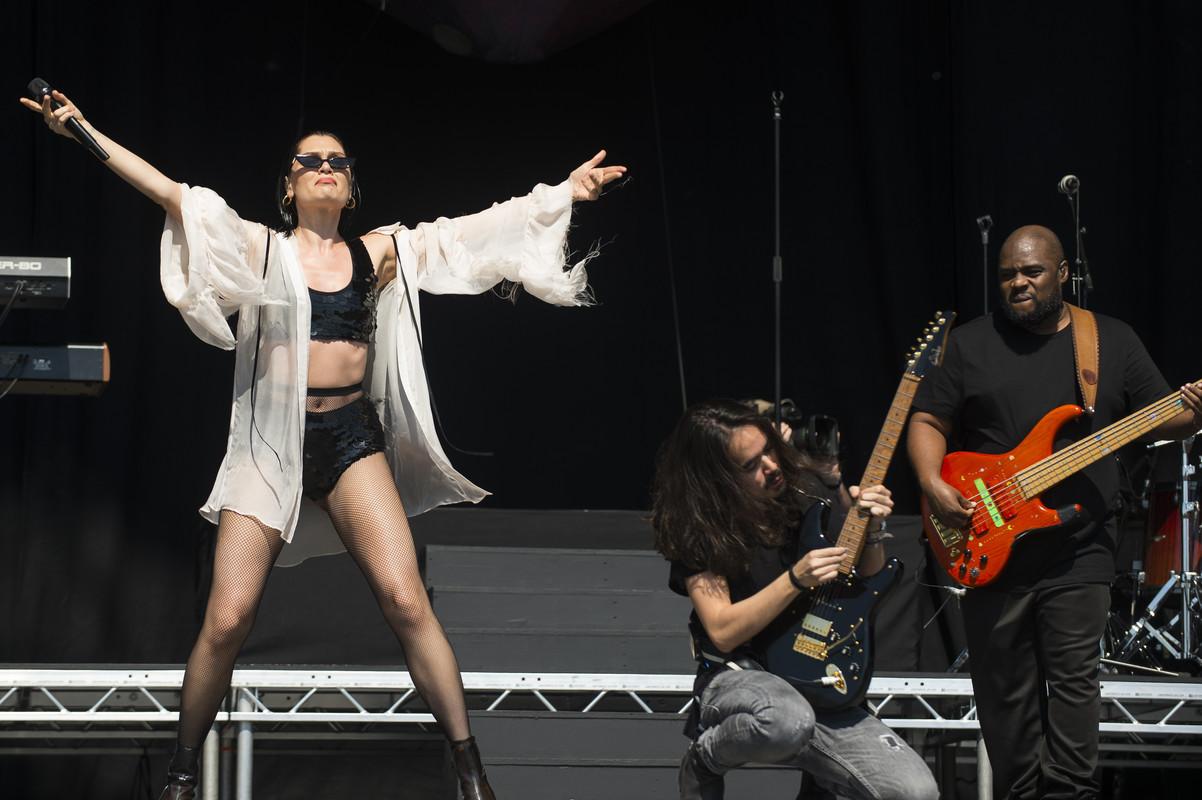 jessie-j-glasgow-6292018-21