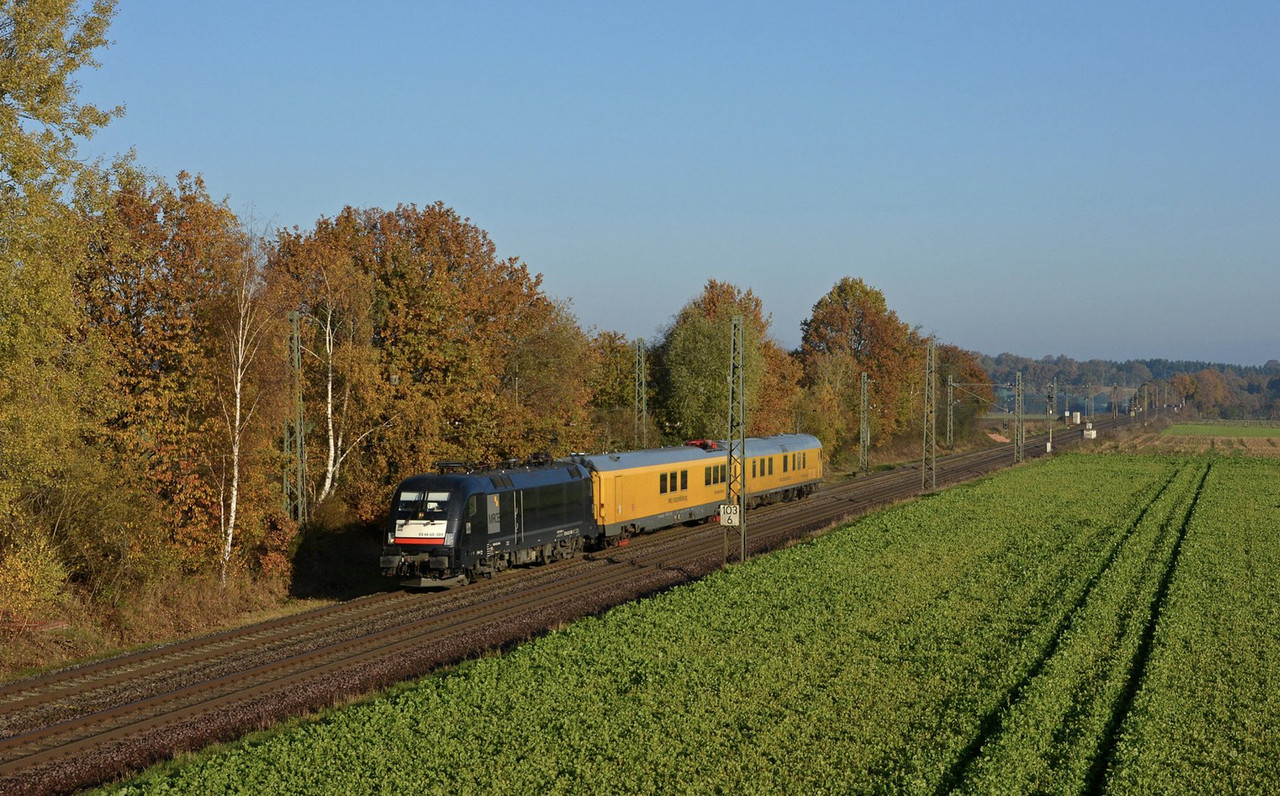 yellowtraingermany.jpg