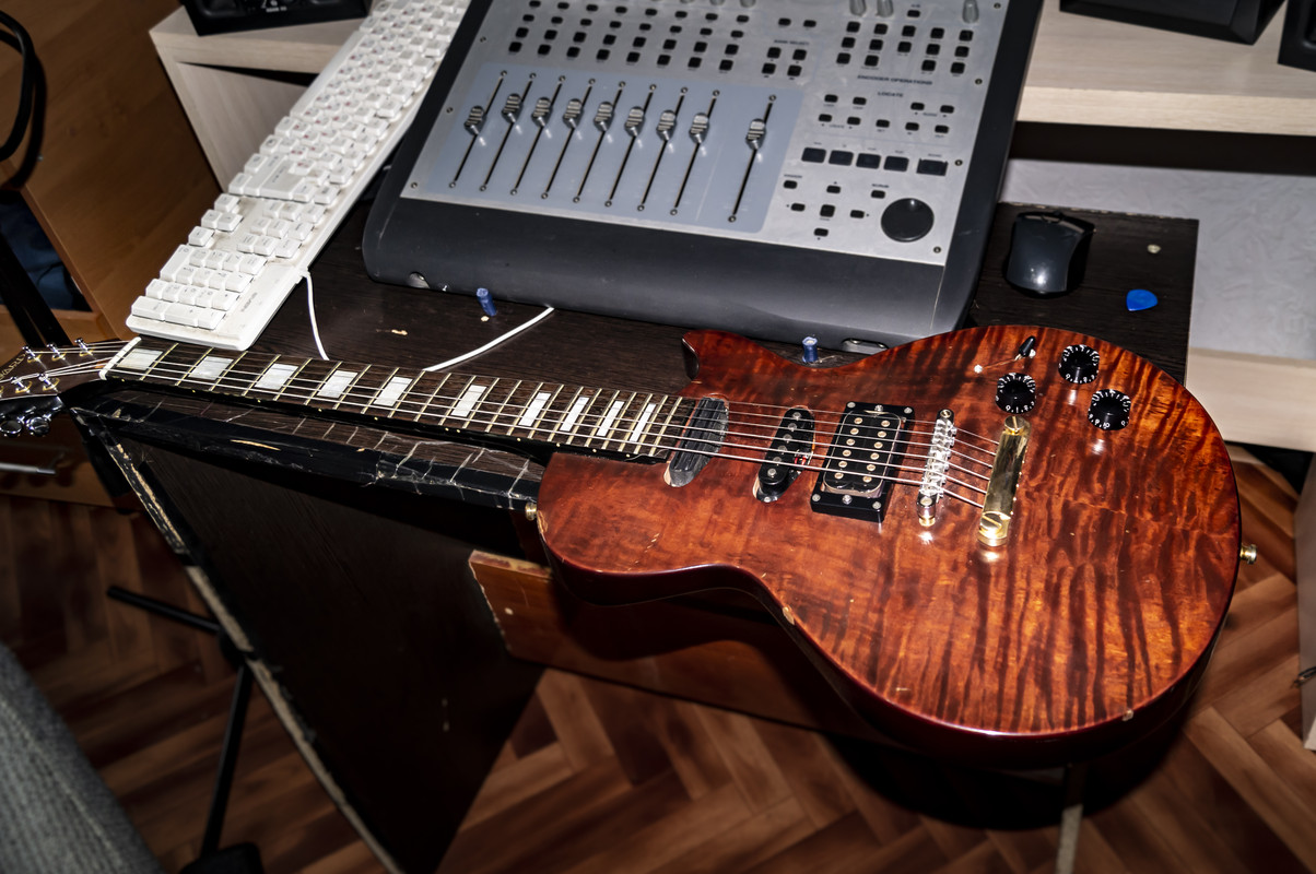 Edwards krv Custom