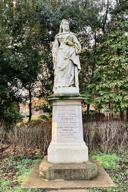 B2738972-59D7-4826-B466-7DF9D4A95834