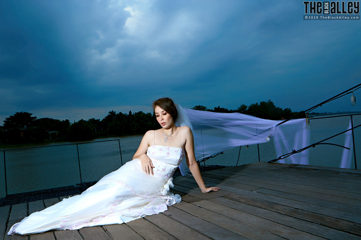 natcha-10-049