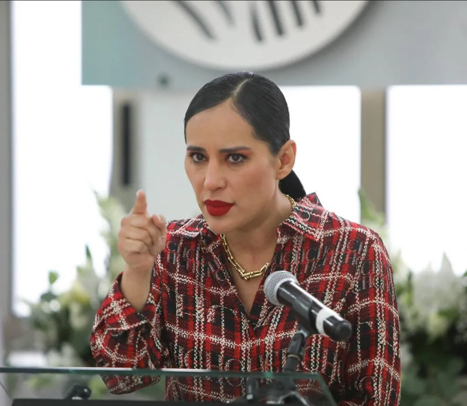 Sandra Cuevas enciende al Frente: políticos responden a sus declaraciones