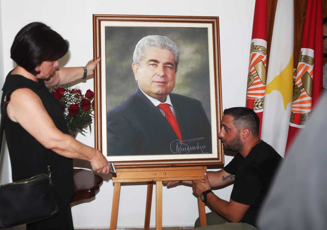 xristofias1