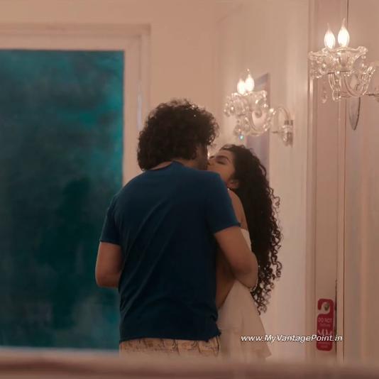 41-Anupama-Parameswaran-as-Lilly-Joseph-in-the-movie-Tillu-Square-2024