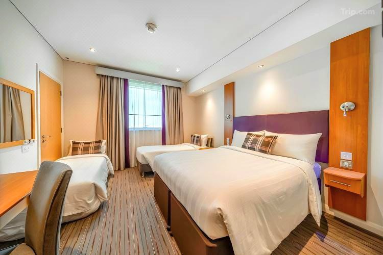 غرفة غاية في الفخامة في فندق Premier Inn Dubai International Airport