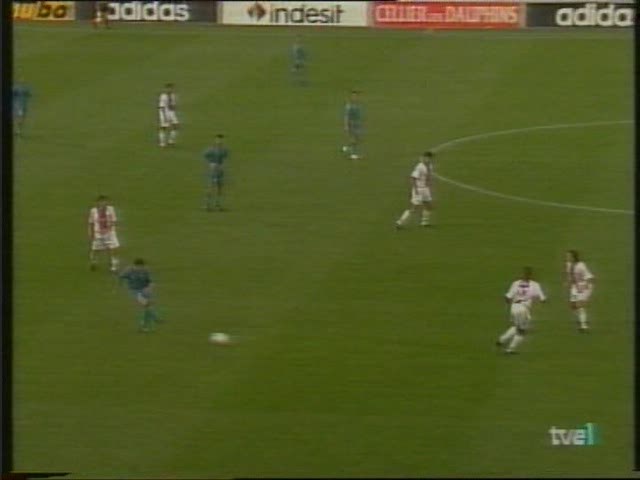Recopa de Europa 1996/1997 - Final - FC Barcelona Vs. Paris Saint-Germain (1080p/480p) (Catalán/Castellano) 3