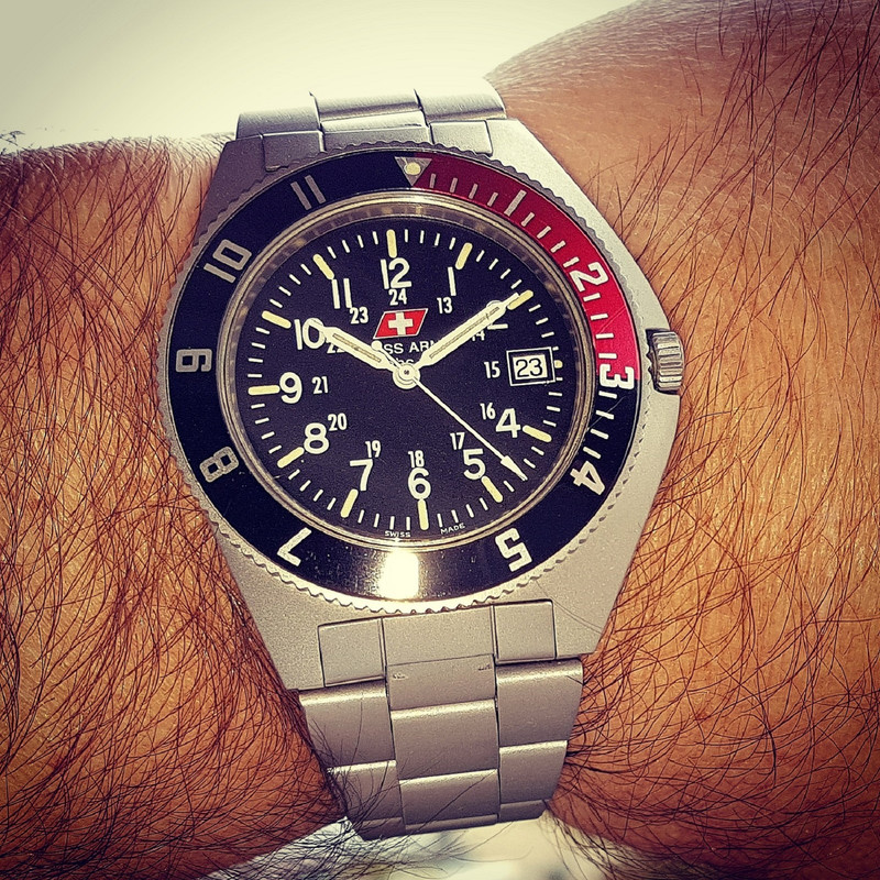 Victorinox Swiss Army HC-1126 (2)