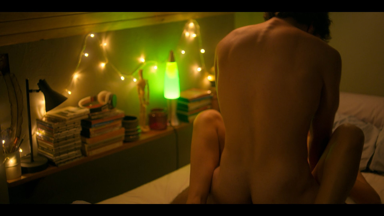 Elite.Short.Stories.Carla.Samuel.S01.1080p.NF.mkv_snapshot_06.12_[2021.08.31_13.21.25]