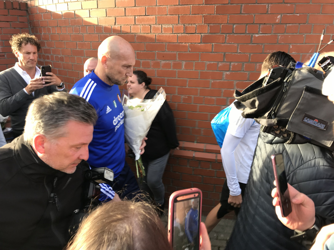 55A42820-D8F4-4F0B-8D7C-DDEB1F0C4795