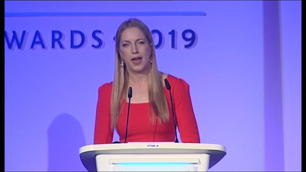 Emma Vardy_20191226_1745.mp4_snapshot_01.20_[2019.12.29_21.13.24