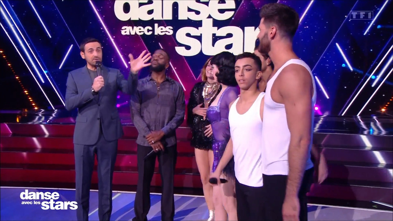 2021-11-12_21_05_TF1_Danse-avec-les-stars.mp4_snapshot_01.23.54.933