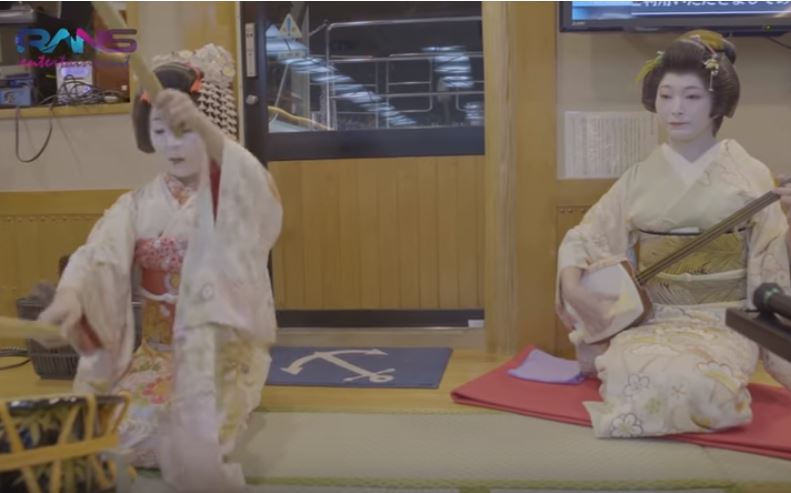 Raffi dan Nagita makan mewah di Jepang